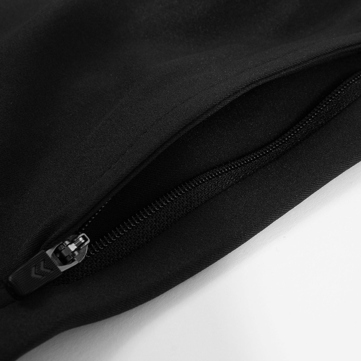 Hummel ground woven trainingsshort
